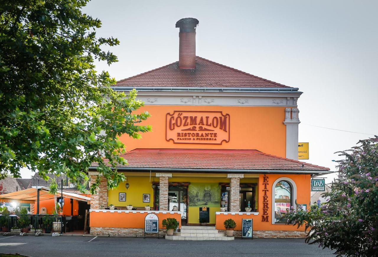 Gozmalom Etterem Es Panzio Bed and Breakfast Körmend Eksteriør billede